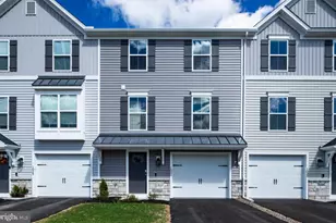 1031 Addie Ln, Harrisburg, PA 17112 - Photo 3