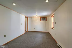 1223 N 14th St, Harrisburg, PA 17103 - Photo 31