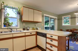 1422 Fulton St, Harrisburg, PA 17102 - Photo 9