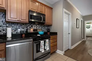 1325 Green St, Harrisburg, PA 17102 - Photo 7