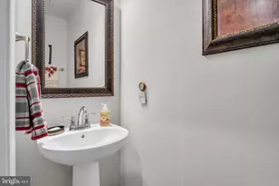 2222 Caroline Ln, Harrisburg, PA 17110 - Photo 21