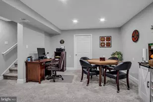 2222 Caroline Ln, Harrisburg, PA 17110 - Photo 39