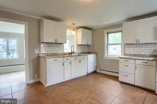 117 W Main St, Hershey, PA 17033 - Photo 3