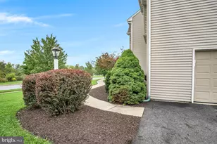 7433 View Crest Dr, Harrisburg, PA 17112 - Photo 51