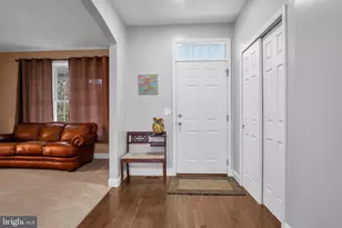 7433 View Crest Dr, Harrisburg, PA 17112 - Photo 5