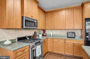 7433 View Crest Dr, Harrisburg, PA 17112 - Photo 19