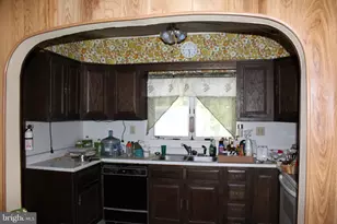 402 Elizabeth St, Williamstown, PA 17098 - Photo 11