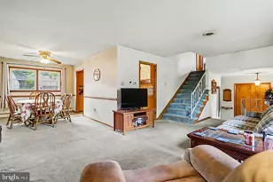 1371 Norton Rd, Harrisburg, PA 17113 - Photo 7