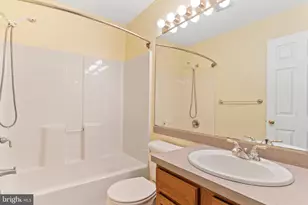 211 Saddle Ridge Dr, Harrisburg, PA 17110 - Photo 17