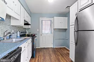 3620 Tudor Dr, Harrisburg, PA 17109 - Photo 7