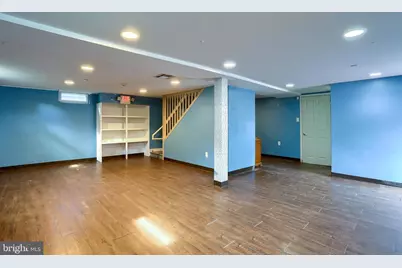 1230 E Chocolate Avenue, Hershey, PA 17033 - Photo 25