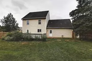 127 S Walnut St, Hummelstown, PA 17036 - Photo 3