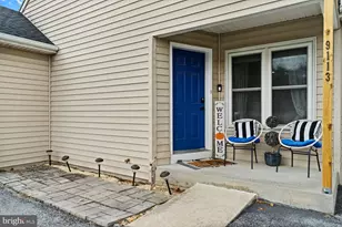 9113 Joyce Ln, Hummelstown, PA 17036 - Photo 3
