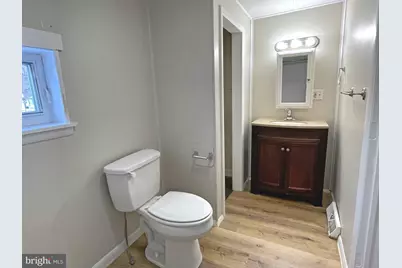 270 W 2nd Street, Hummelstown, PA 17036 - Photo 13