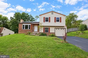 561 Thrush Ct, Harrisburg, PA 17111 - Photo 1