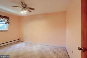 1391 Ford Ave, Harrisburg, PA 17109 - Photo 11