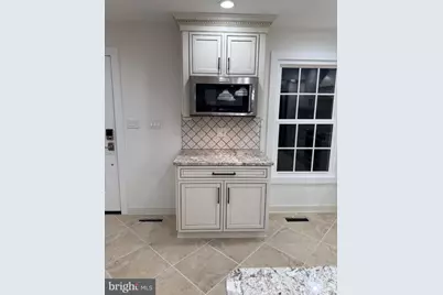 477 W Caracas Avenue, Hershey, PA 17033 - Photo 5