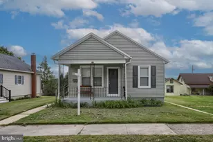 1320 Harding Ave, Hershey, PA 17033 - Photo 3