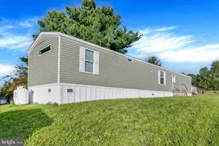 33 Dallas Dr, Grantville, PA 17028 - Photo 3