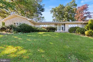 412 Center St, Hershey, PA 17033 - Photo 3
