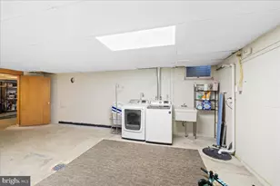 412 Center St, Hershey, PA 17033 - Photo 35