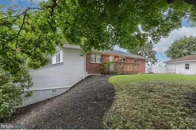 144 E Caren Drive, Grantville, PA 17028 - Photo 3