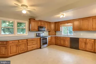 144 E Caren Dr, Grantville, PA 17028 - Photo 17
