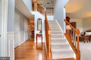 1041 Castle Maine Ct, Elizabethtown, PA 17022 - Photo 3
