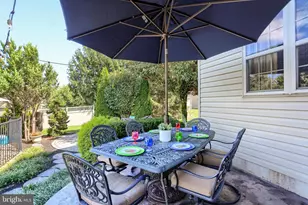 1041 Castle Maine Ct, Elizabethtown, PA 17022 - Photo 45