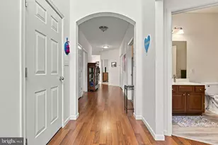 241 Tiverton Ln, Harrisburg, PA 17112 - Photo 3