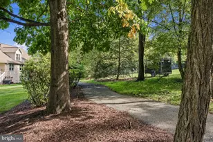 241 Tiverton Ln, Harrisburg, PA 17112 - Photo 33