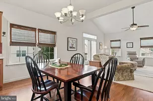 241 Tiverton Ln, Harrisburg, PA 17112 - Photo 9