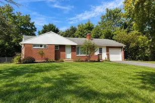 1184 Fairmont Dr, Harrisburg, PA 17112 - Photo 1