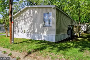 24 Willow St, Highspire, PA 17034 - Photo 25
