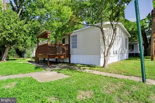 24 Willow St, Highspire, PA 17034 - Photo 21