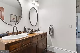 740 Hampton Ct, Harrisburg, PA 17112 - Photo 63