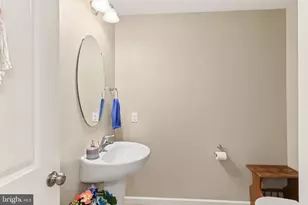 6136 Terry Davis Ct, Harrisburg, PA 17111 - Photo 7