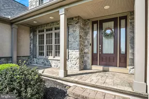 101 Hunt Ct, Hummelstown, PA 17036 - Photo 3