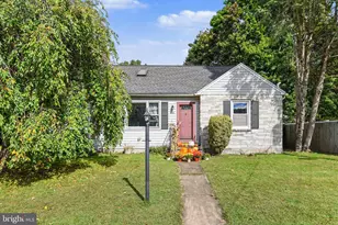 653 Hillside Ave, Hummelstown, PA 17036 - Photo 3
