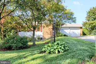 37 Arthur St, Hummelstown, PA 17036 - Photo 1