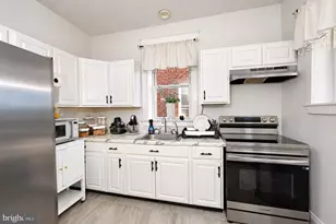 2238 N 5th St, Harrisburg, PA 17110 - Photo 13
