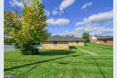 564 W Caracas Avenue, Hershey, PA 17033 - Photo 7