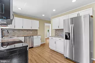 3511 Elmerton Ave, Harrisburg, PA 17109 - Photo 9