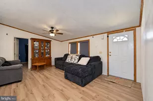 345 Caravan Ct, Middletown, PA 17057 - Photo 3