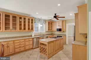 2203 Chestnut St, Harrisburg, PA 17104 - Photo 9