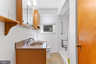 736 Chambers St, Harrisburg, PA 17113 - Photo 15
