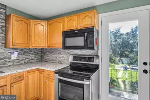 306 Berryhill Rd, Harrisburg, PA 17109 - Photo 7