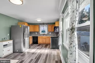 306 Berryhill Rd, Harrisburg, PA 17109 - Photo 5