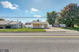 6215 Blue Bird Ave, Harrisburg, PA 17112 - Photo 5