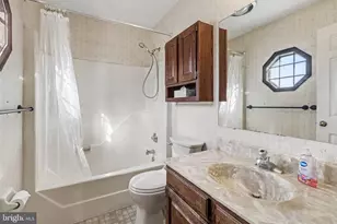 725 Lockwood Ct, Harrisburg, PA 17112 - Photo 19